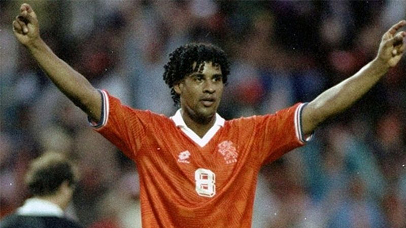 Frank Rijkaard là nhân tố thầm lặng nhưng cực kỳ quan trọng trong nhiều đội hình lớn.