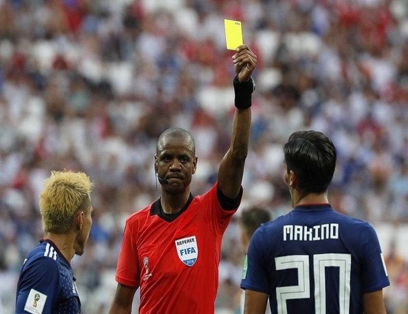 luật thẻ đỏ trong bóng đá 